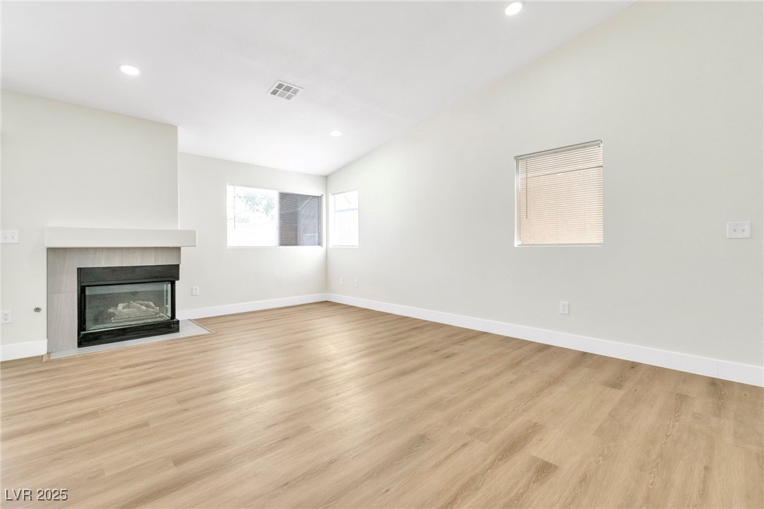 2112 Hollow Oak Avenue Property Photo 10