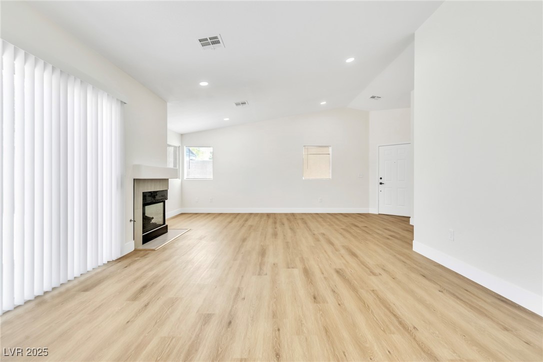 2112 Hollow Oak Avenue Property Photo 14
