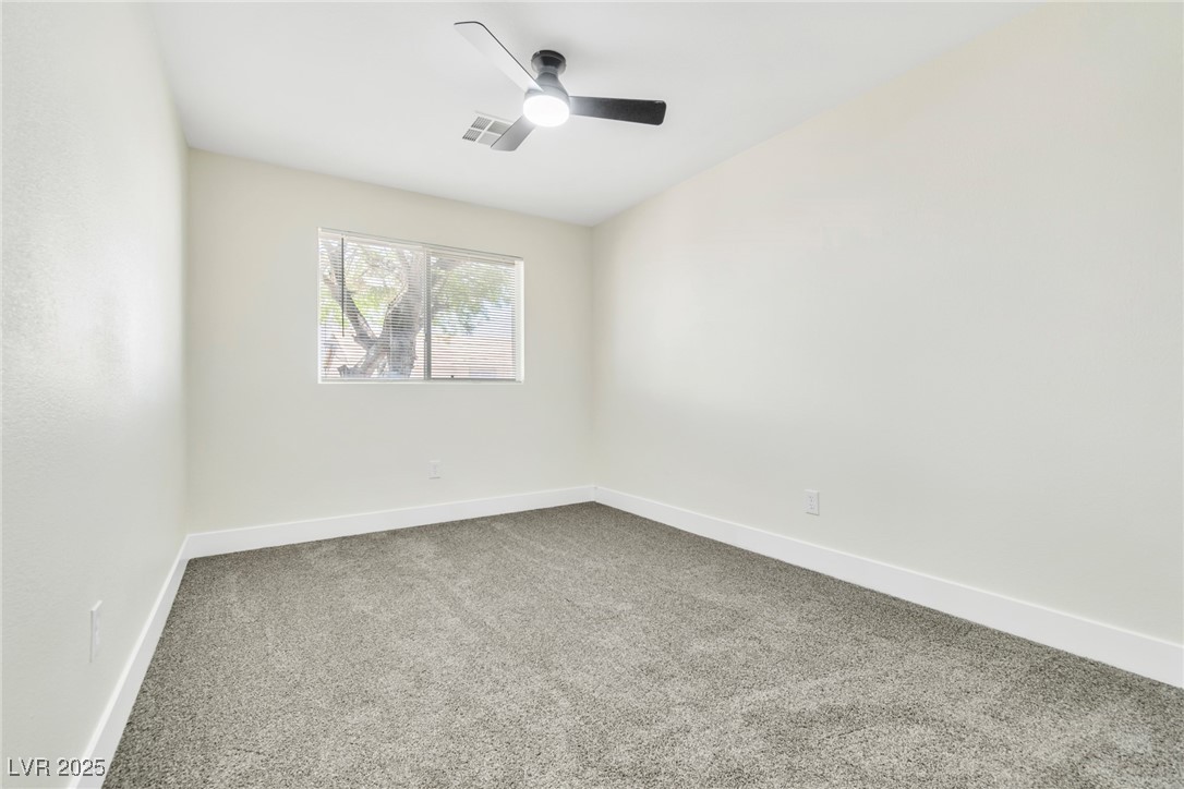 2112 Hollow Oak Avenue Property Photo 29