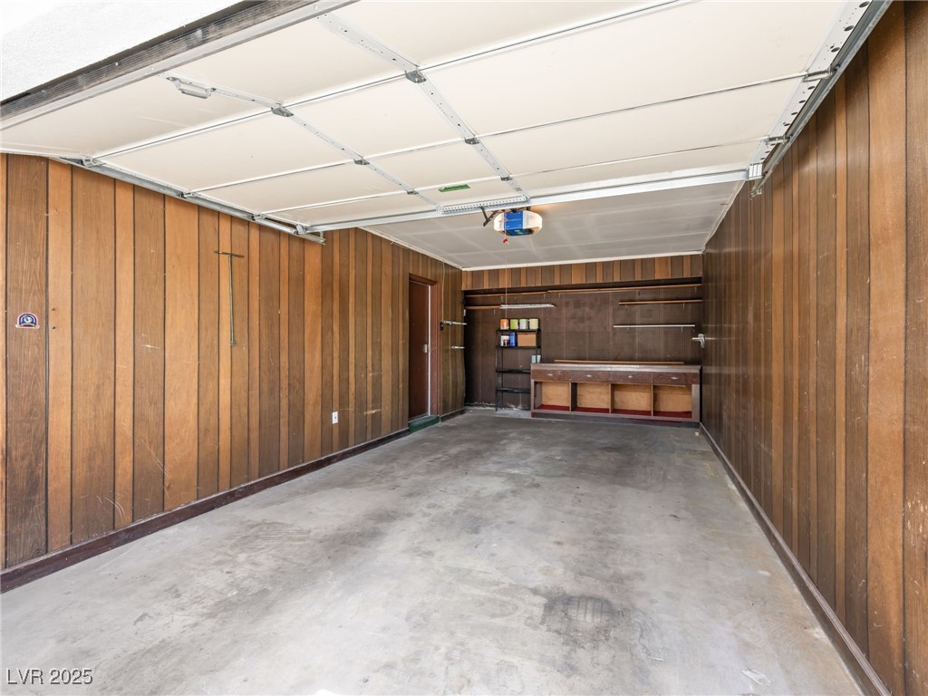 2245 Sombrero Drive Property Photo 9