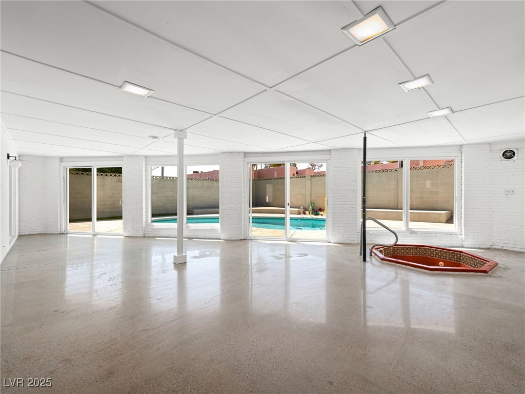 2245 Sombrero Drive Property Photo 18