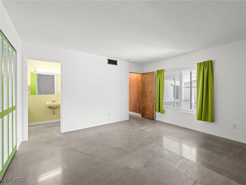 2245 Sombrero Drive Property Photo 25