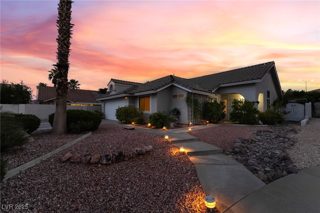105 Crossfoot Terrace Court Property Photo 1