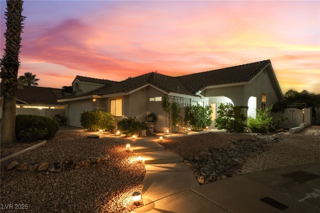 105 Crossfoot Terrace Court Property Photo 2
