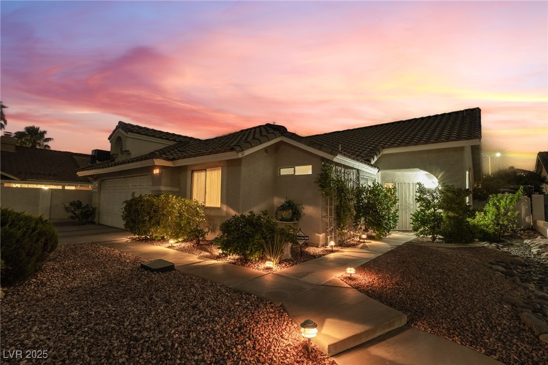 105 Crossfoot Terrace Court Property Photo 3