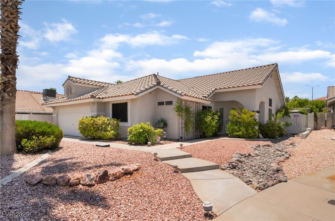 105 Crossfoot Terrace Court Property Photo 5