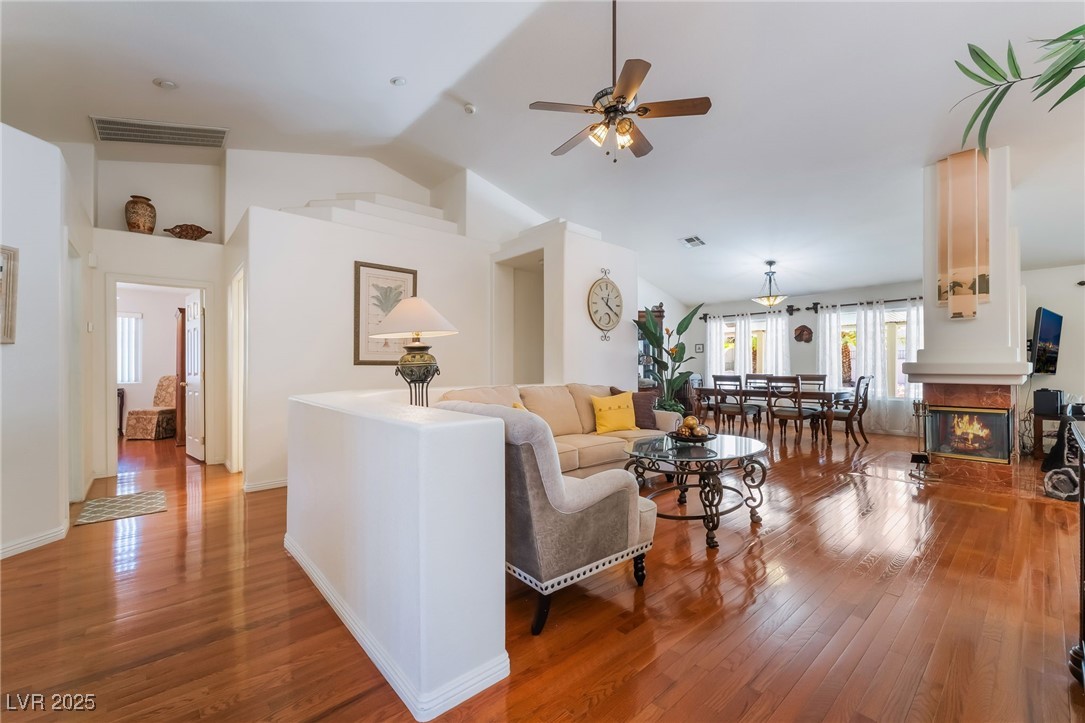 105 Crossfoot Terrace Court Property Photo 6