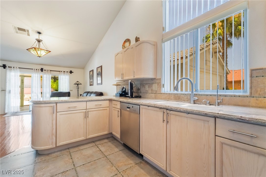 105 Crossfoot Terrace Court Property Photo 16