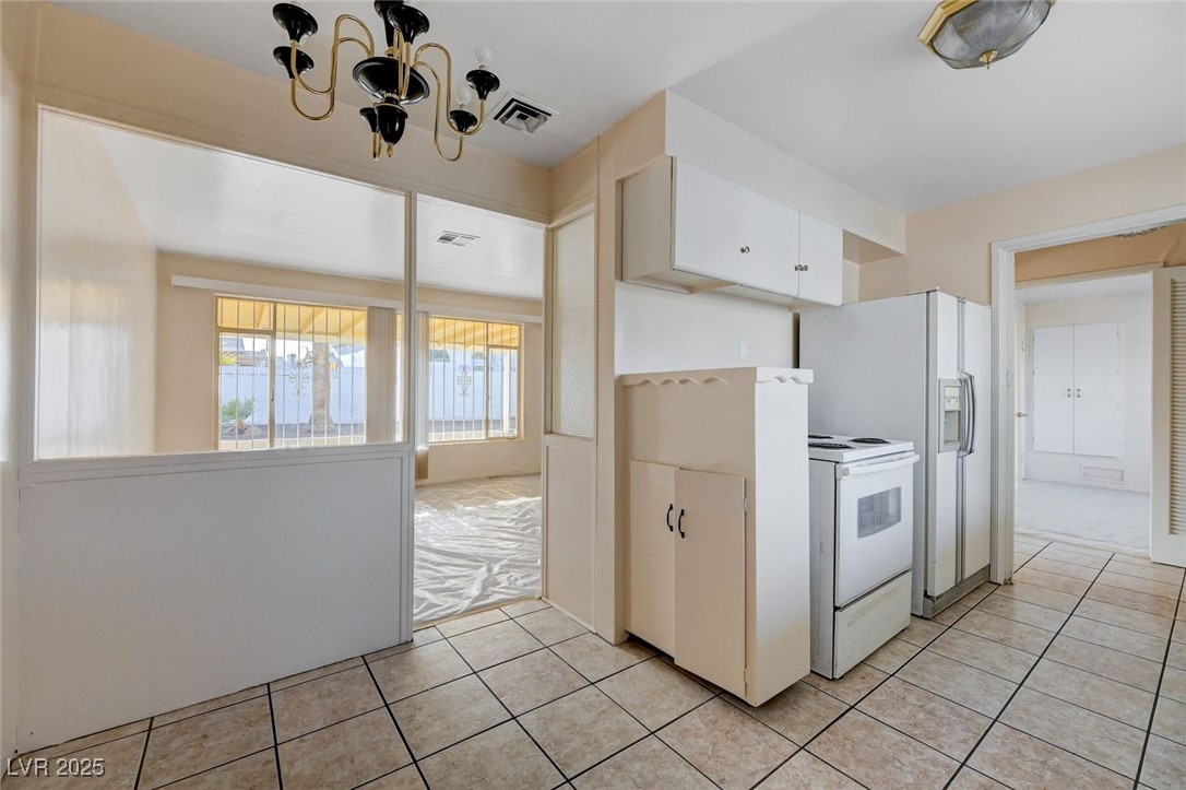 2400 Santa Paula Drive Property Photo 7