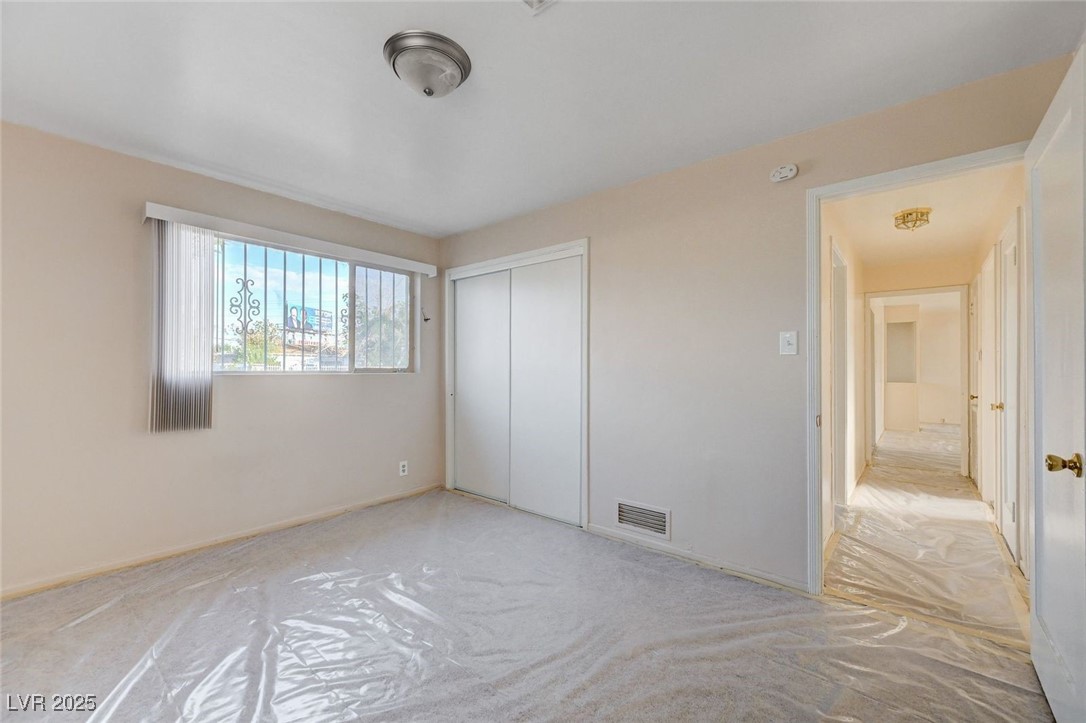 2400 Santa Paula Drive Property Photo 12