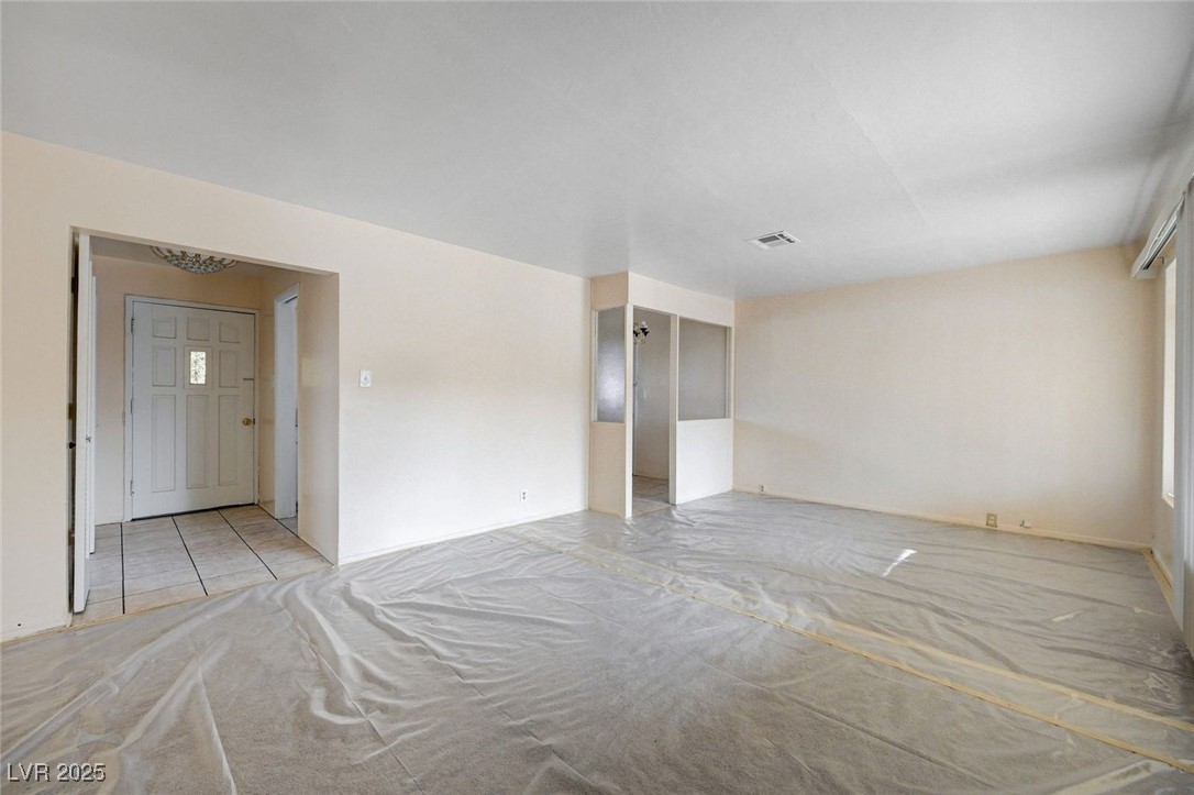 2400 Santa Paula Drive Property Photo 14