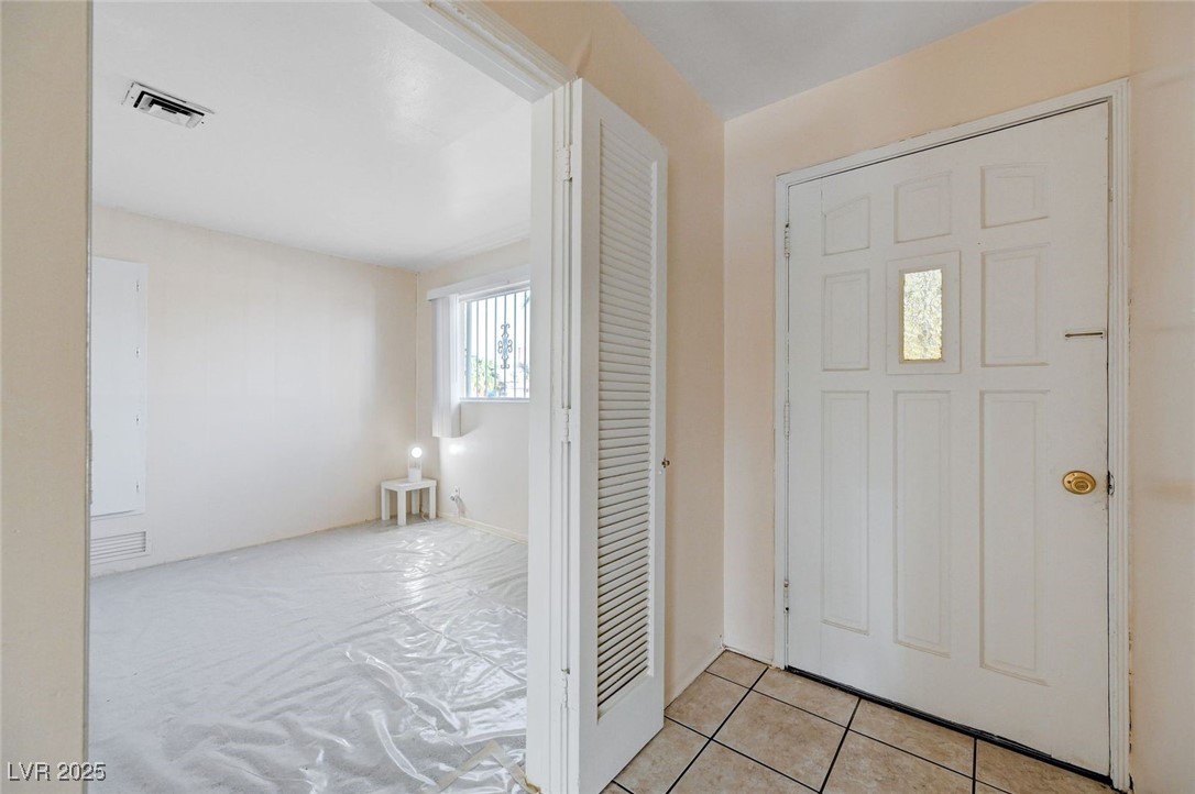 2400 Santa Paula Drive Property Photo 15