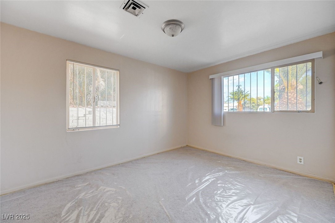 2400 Santa Paula Drive Property Photo 18