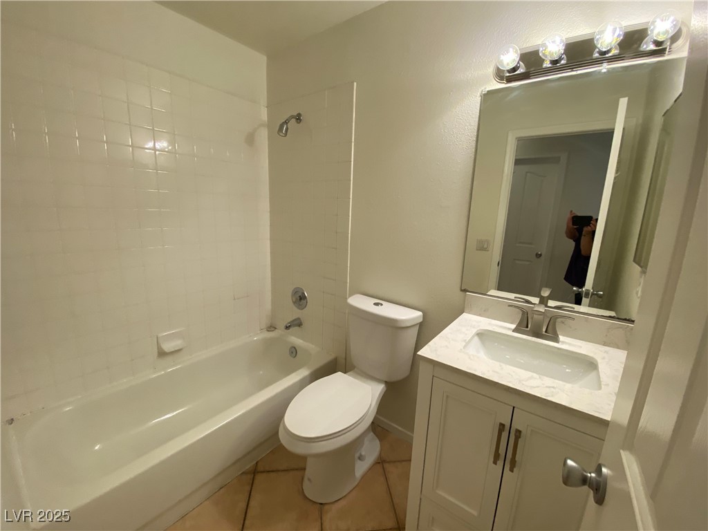 1825 Linton Hill Lane Property Photo 8