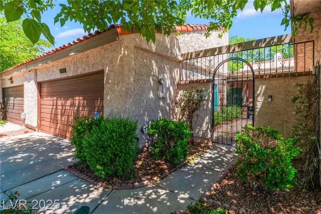 2486 Sabado Street Property Photo 5