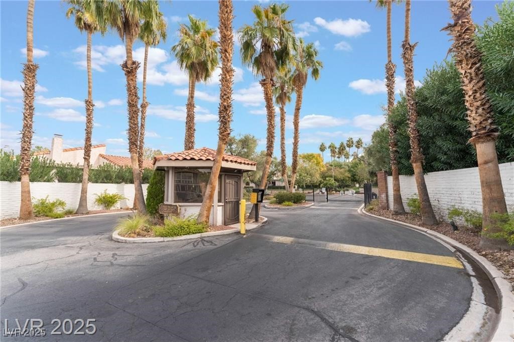 2486 Sabado Street Property Photo 11