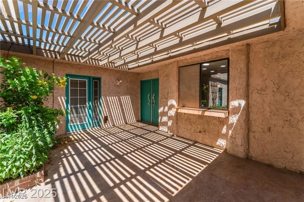 2486 Sabado Street Property Photo 12