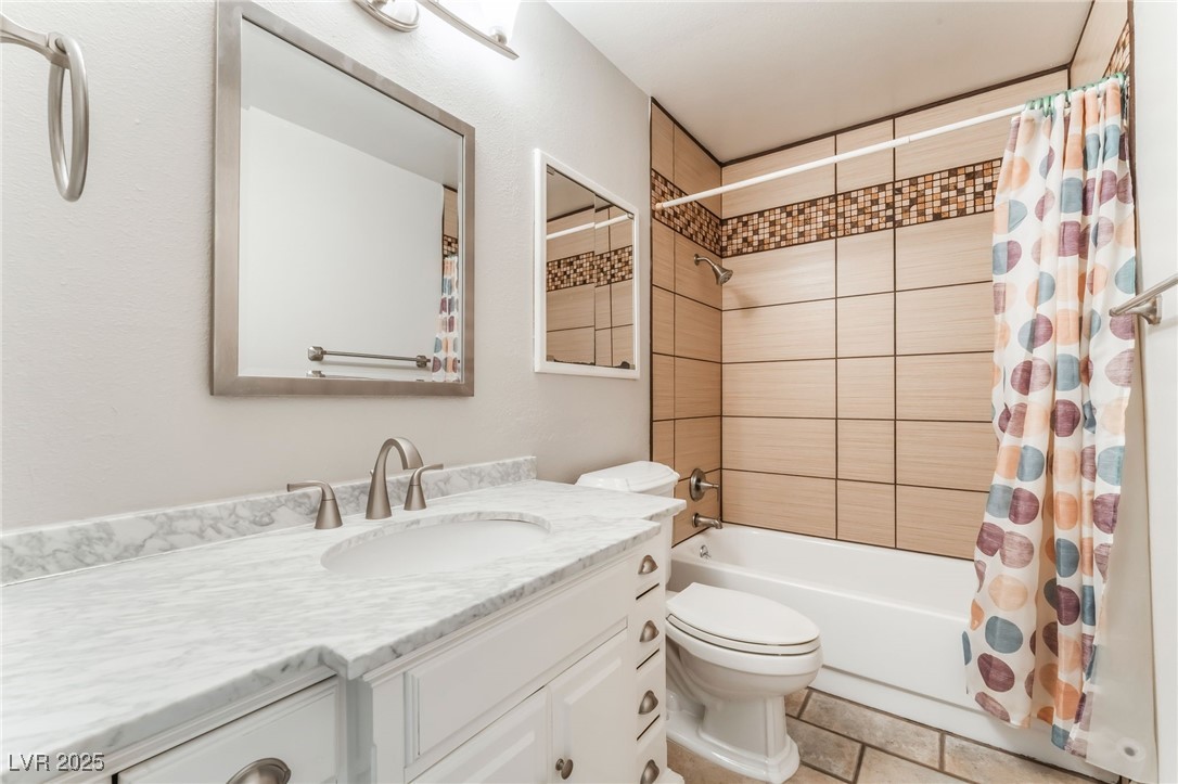 2486 Sabado Street Property Photo 44