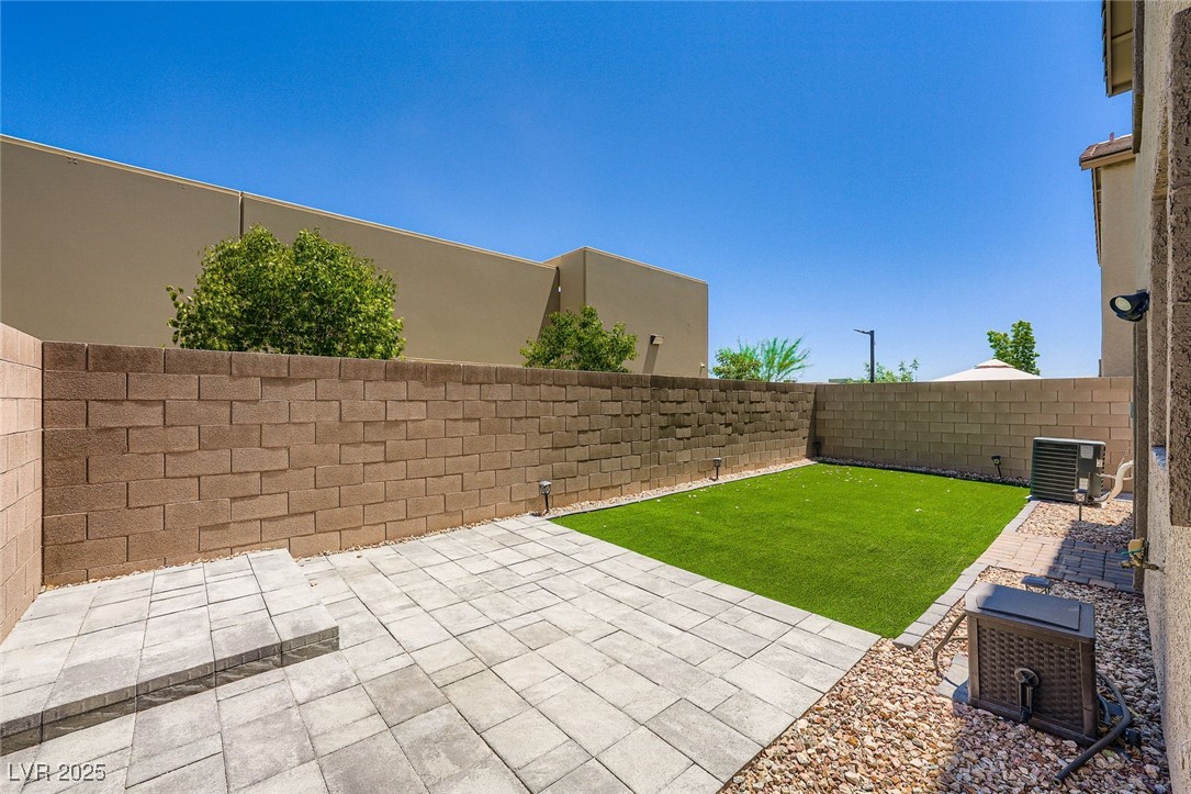 5414 Enchanted Rose Street Property Photo 23