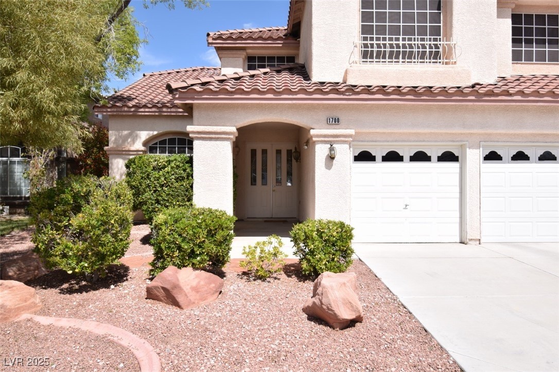 1700 Double Arrow Place Property Photo 3