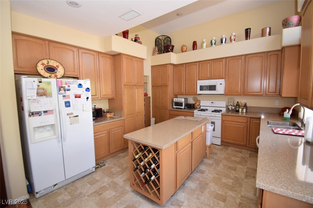 1700 Double Arrow Place Property Photo 6