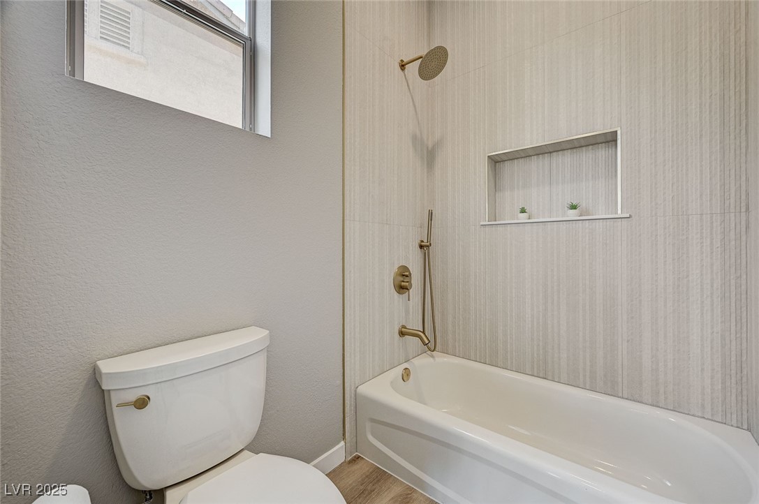 3218 Squire Street Property Photo 20