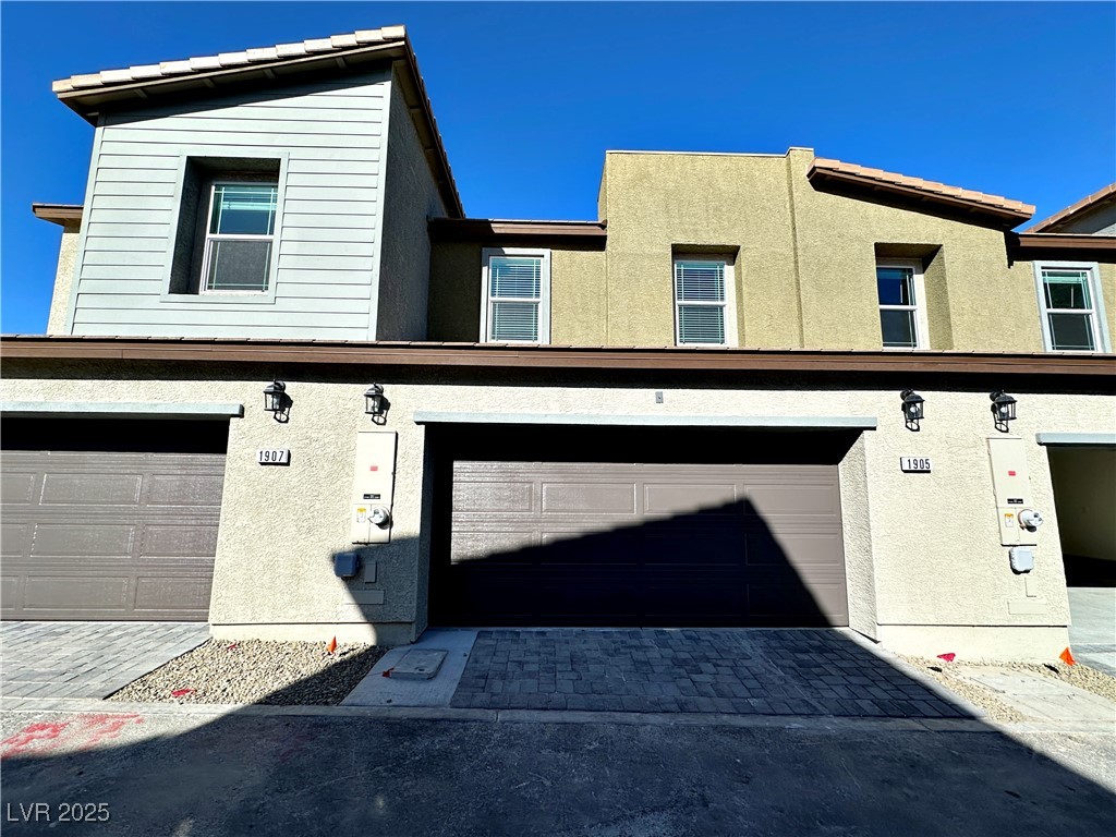 1905 Ottava Vista Street Property Photo 1