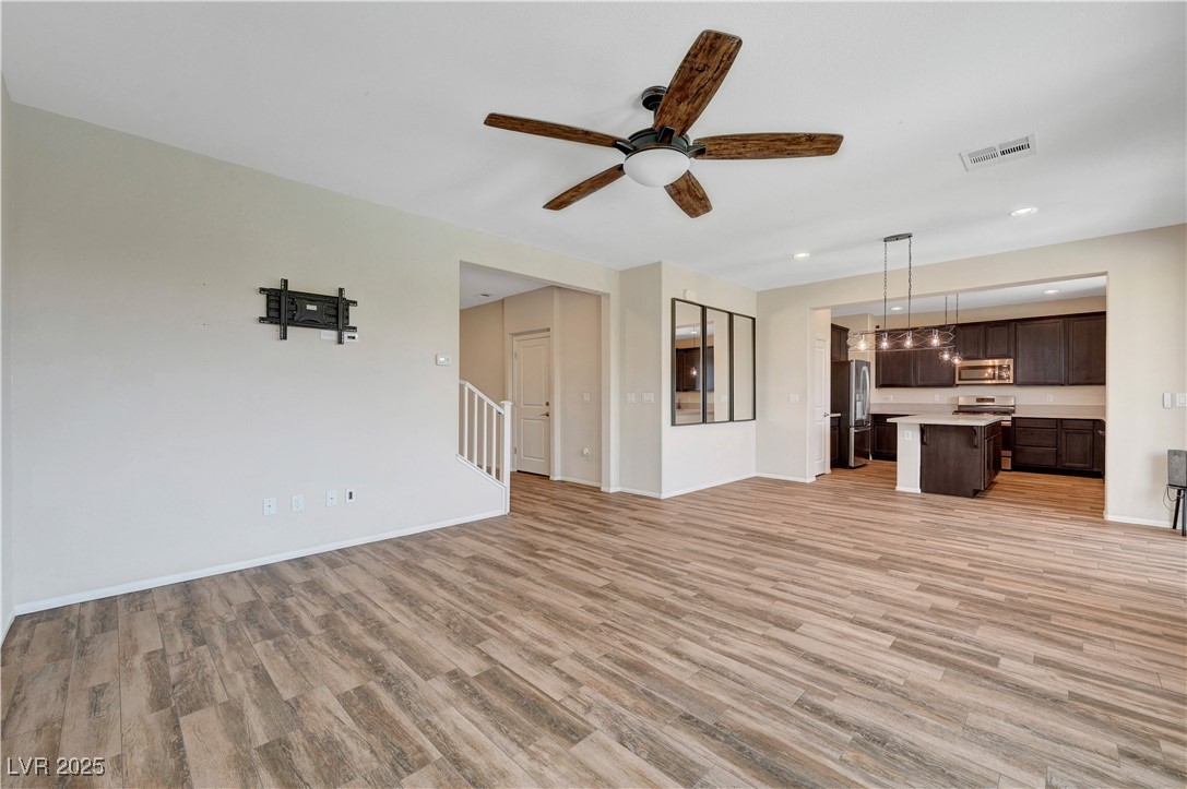 9542 Ridgeglen Court Property Photo 12