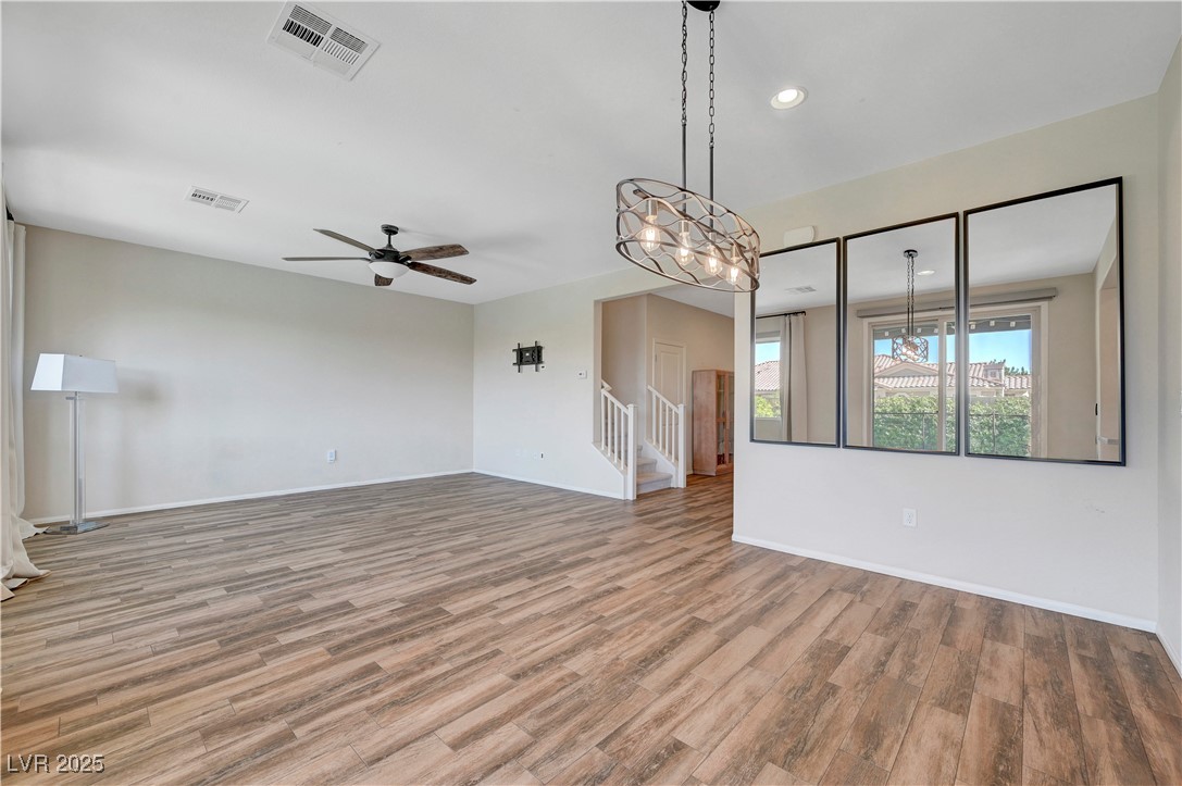 9542 Ridgeglen Court Property Photo 13