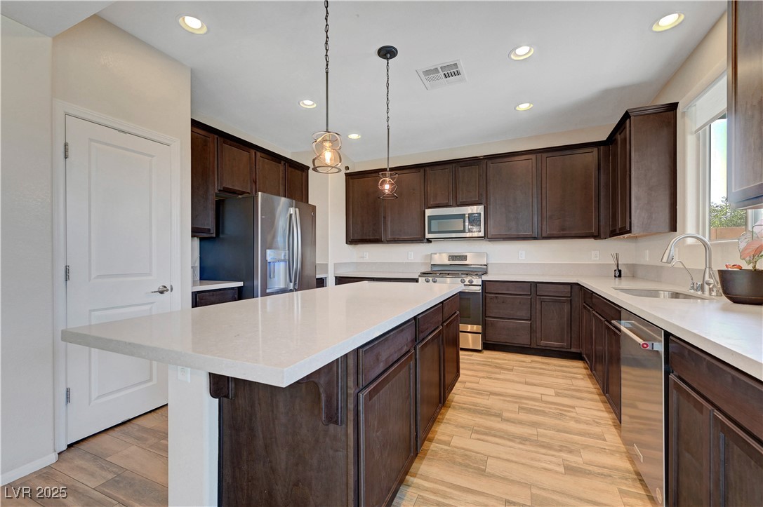 9542 Ridgeglen Court Property Photo 19