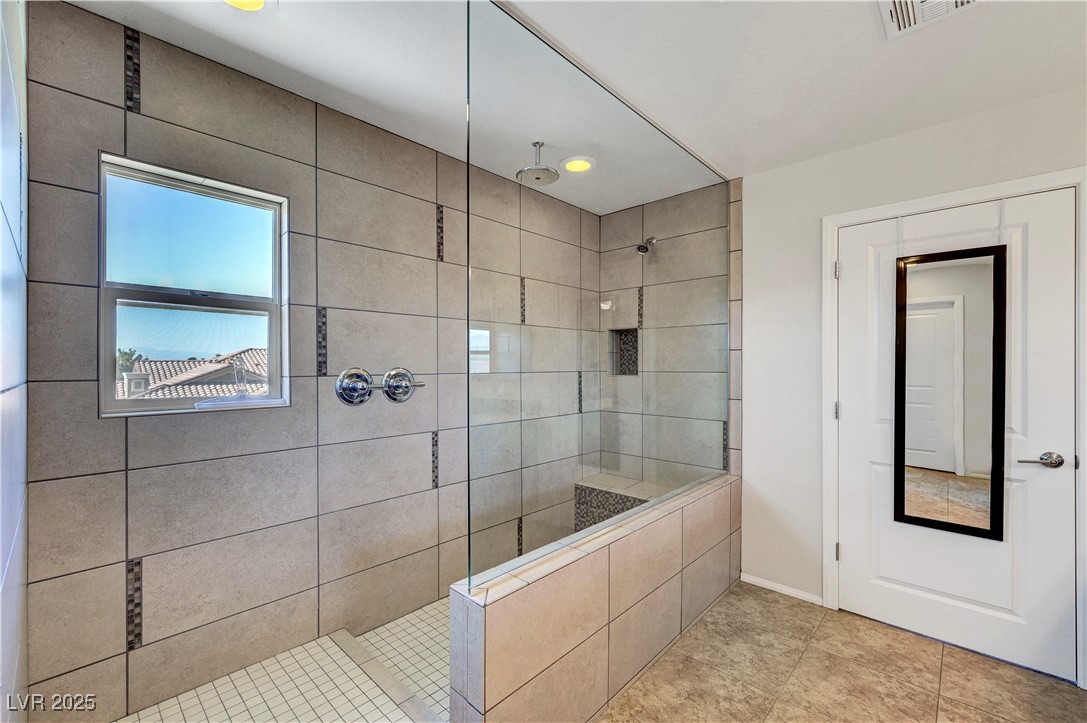 9542 Ridgeglen Court Property Photo 33