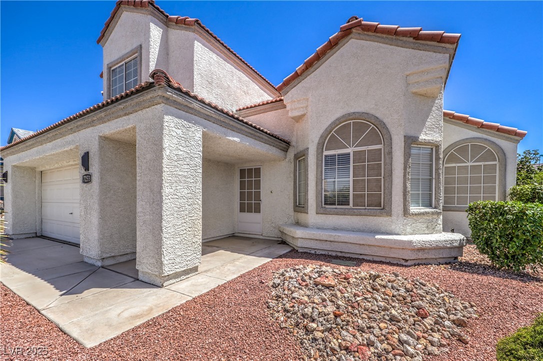 7253 Alsop Court Property Photo 3