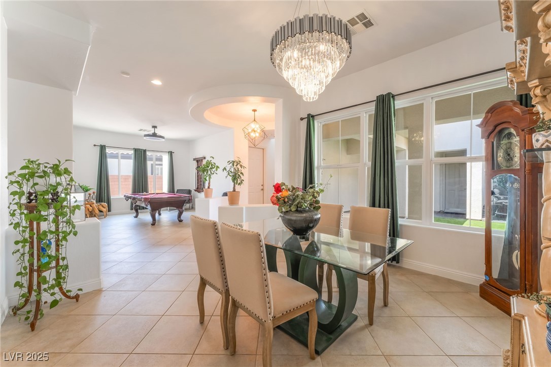 8824 Killians Greens Drive Property Photo 10