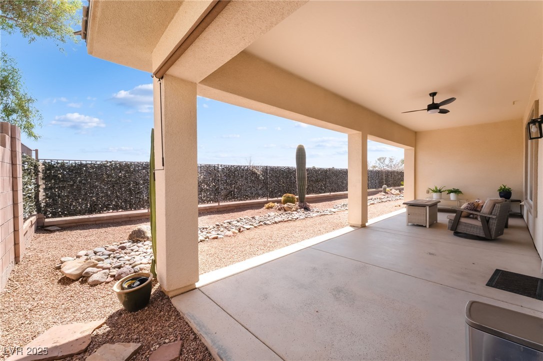 8824 Killians Greens Drive Property Photo 40