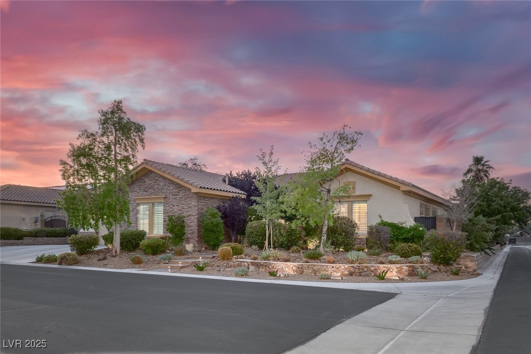 3668 Hillary Elan Court Property Photo 2
