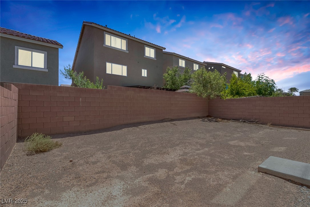 6561 Averill Creek Avenue Property Photo 40
