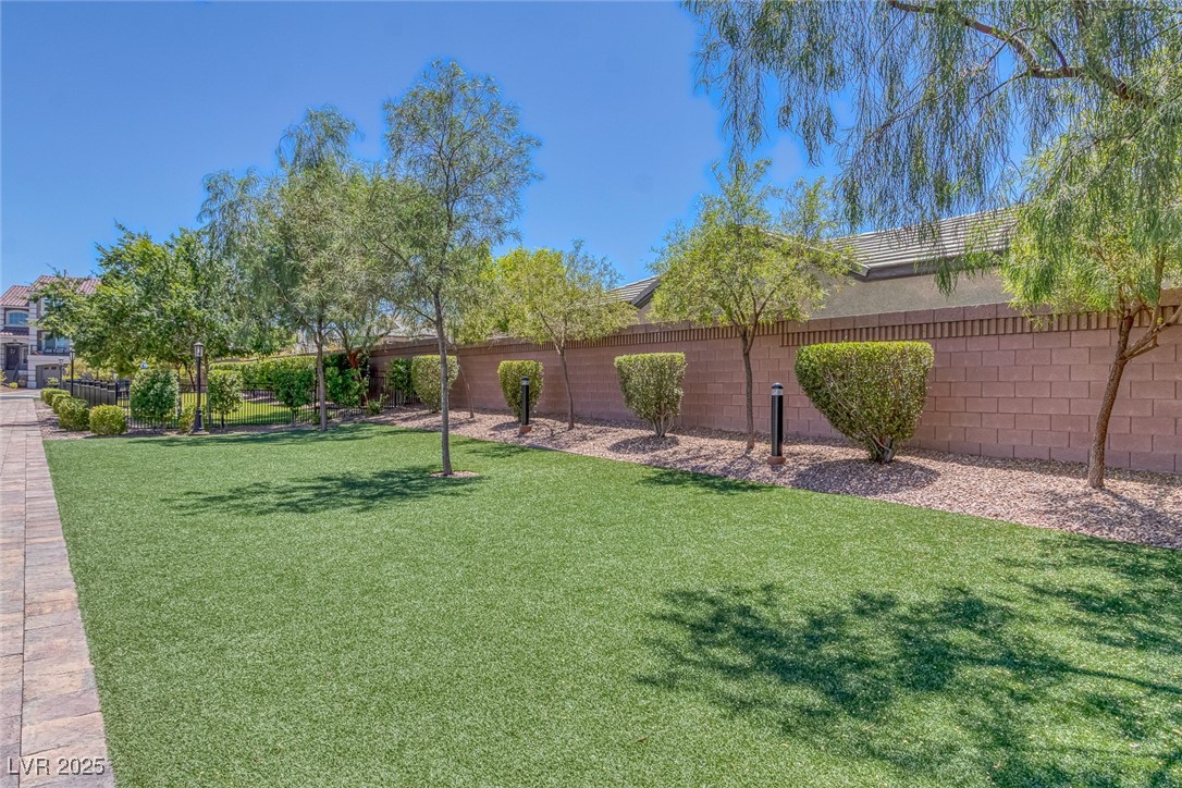 6561 Averill Creek Avenue Property Photo 46