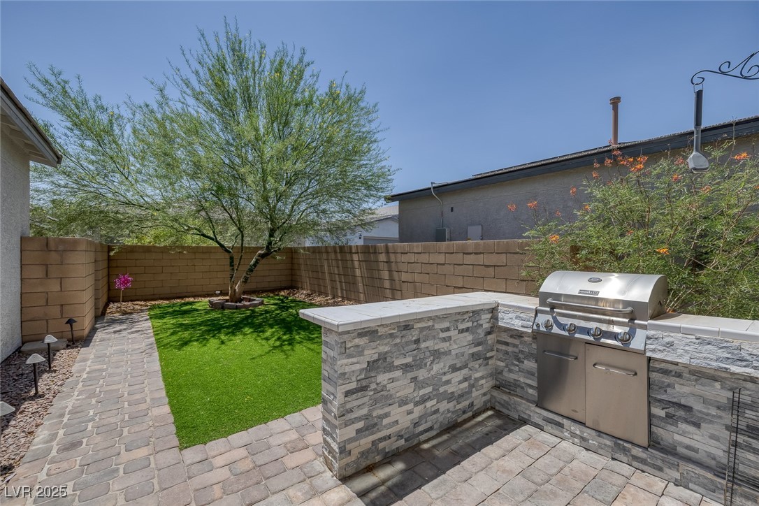 412 Gracious Way Property Photo 25
