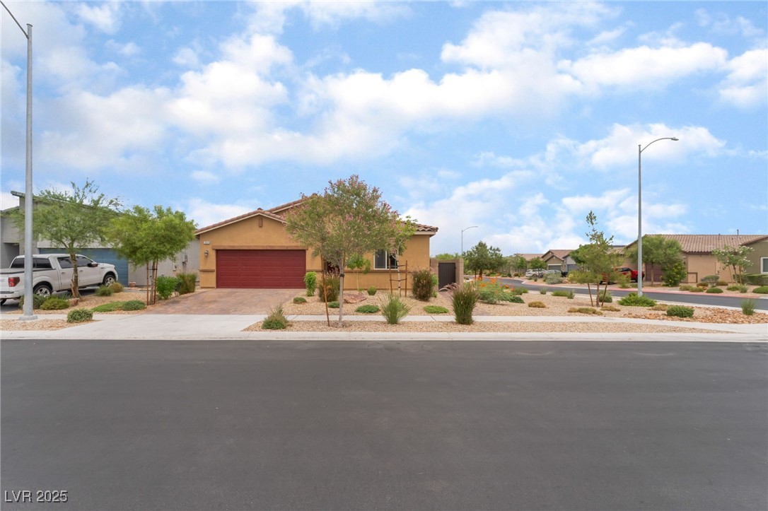 7910 Shimmery Street Property Photo 1