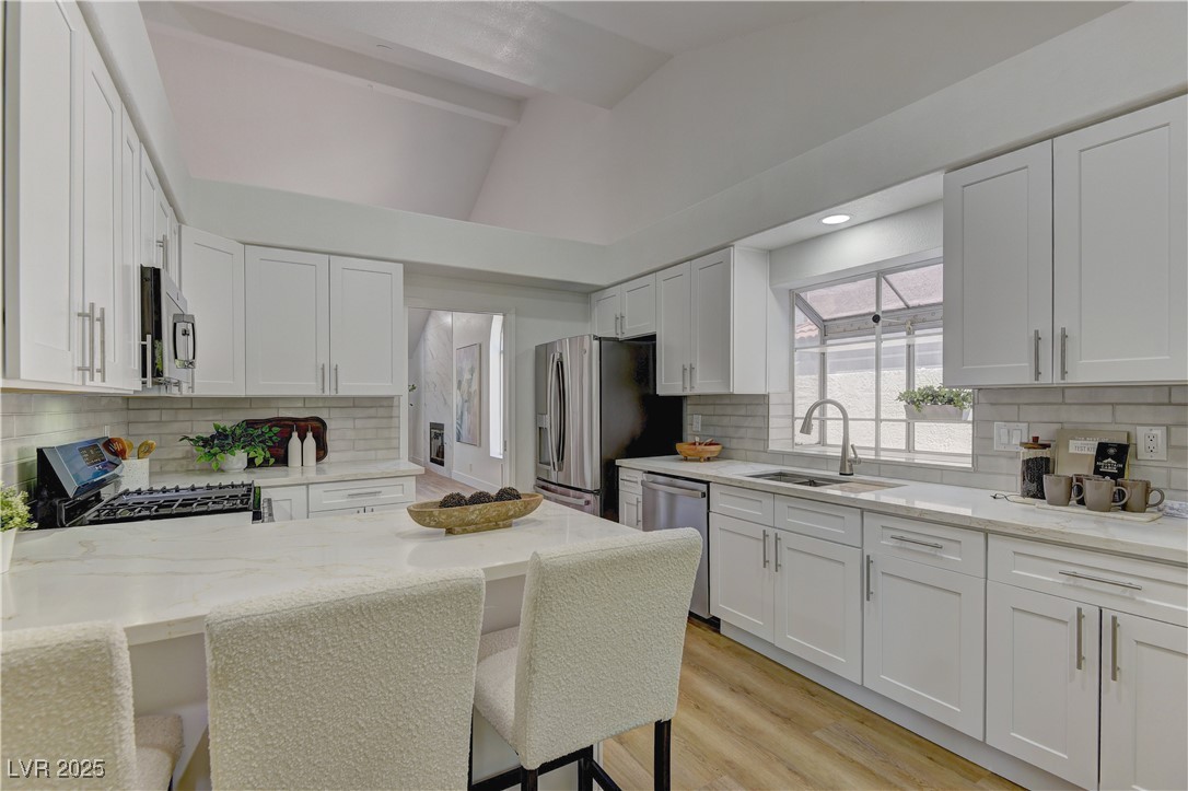 7629 Oyster Cove Drive Property Photo 8