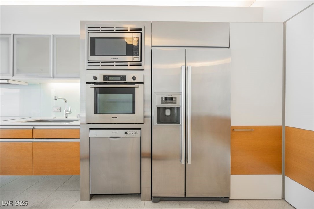 3726 Las Vegas Boulevard 704 Property Photo 3