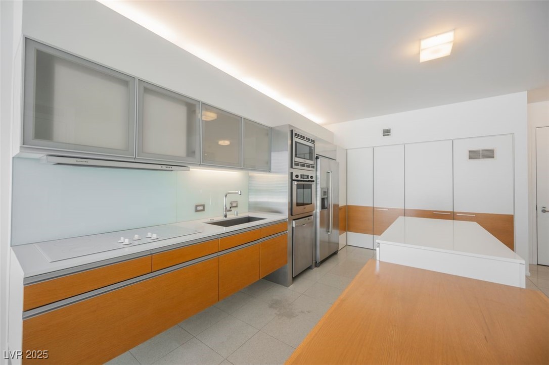 3726 Las Vegas Boulevard 704 Property Photo 8