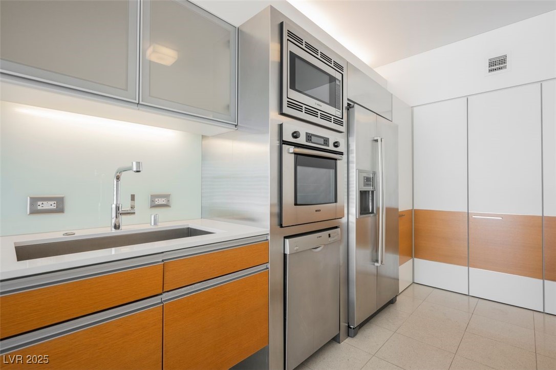 3726 Las Vegas Boulevard 704 Property Photo 15