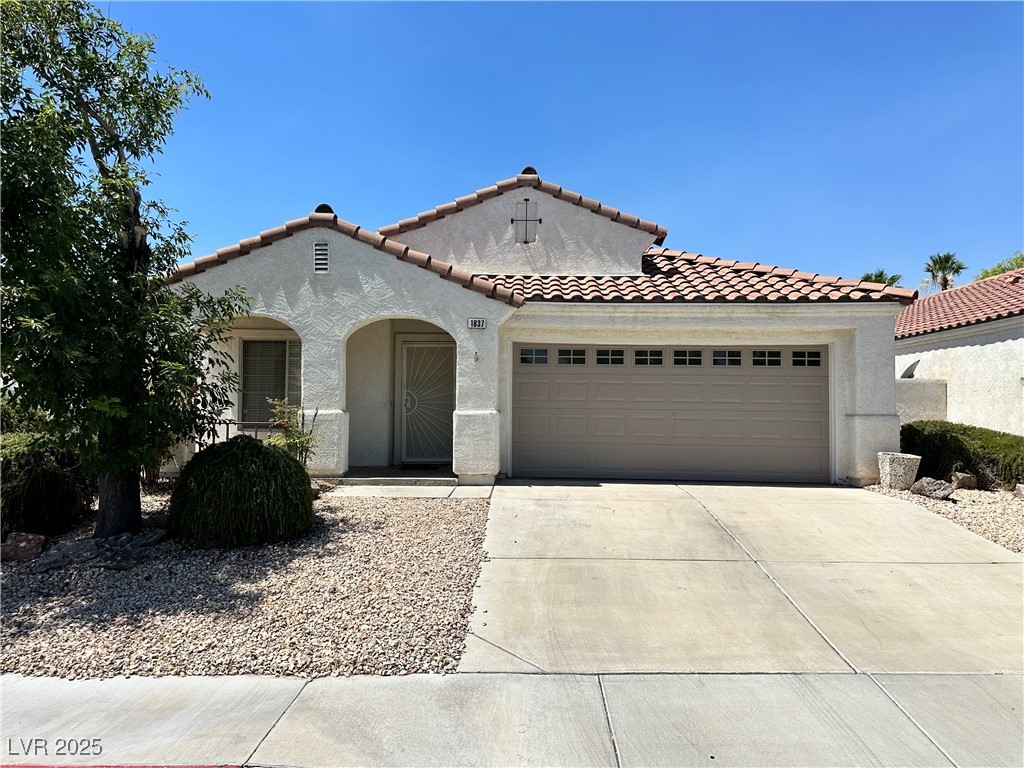 1837 Vista Pointe Avenue Property Photo 1