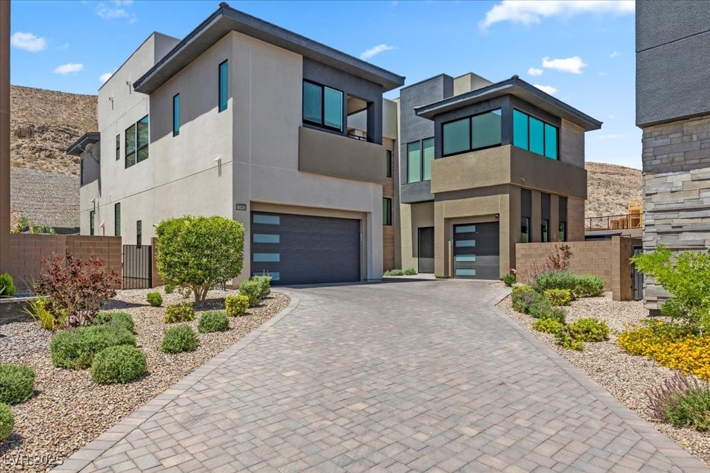10950 Earth Hues Court Property Photo 2