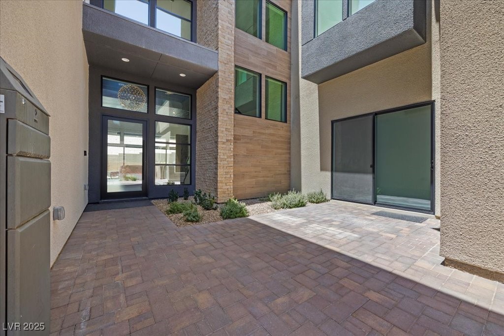 10950 Earth Hues Court Property Photo 4
