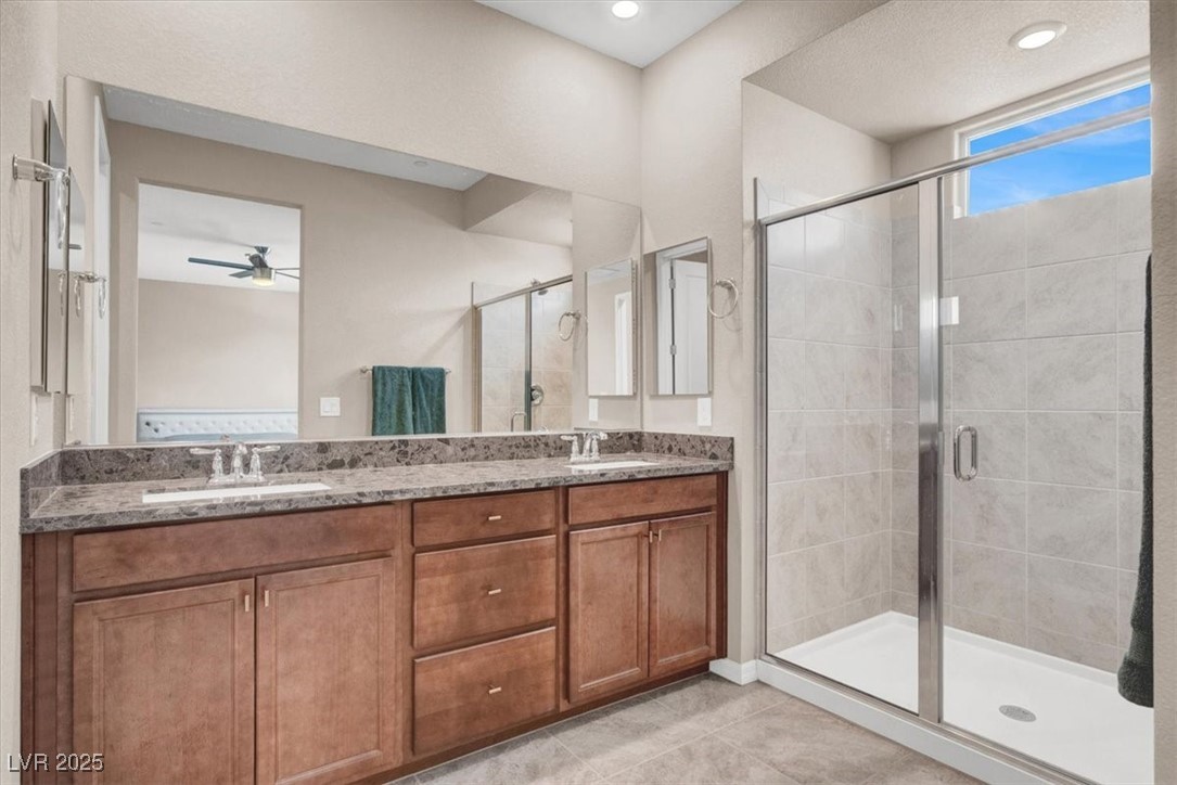 11658 Midnight Melody Avenue Property Photo 24