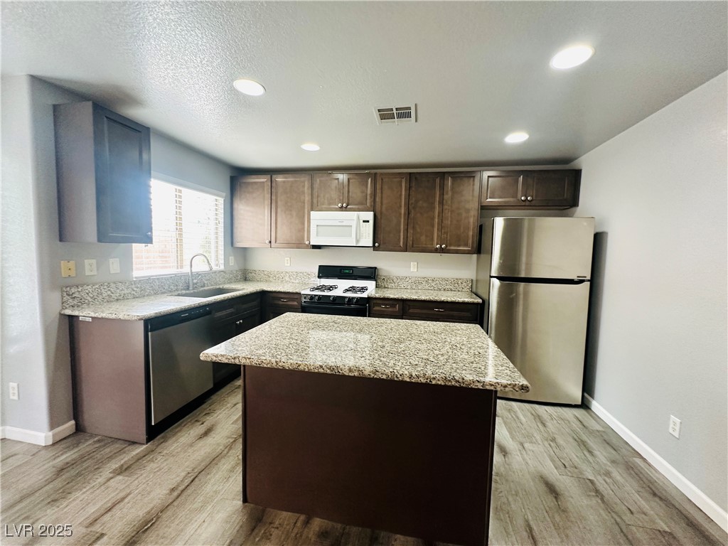 10911 Vallerosa Street Property Photo 5