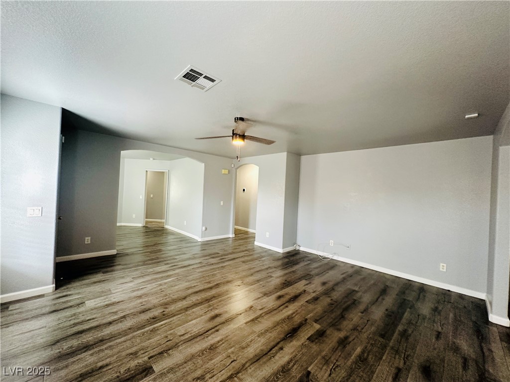 10911 Vallerosa Street Property Photo 10