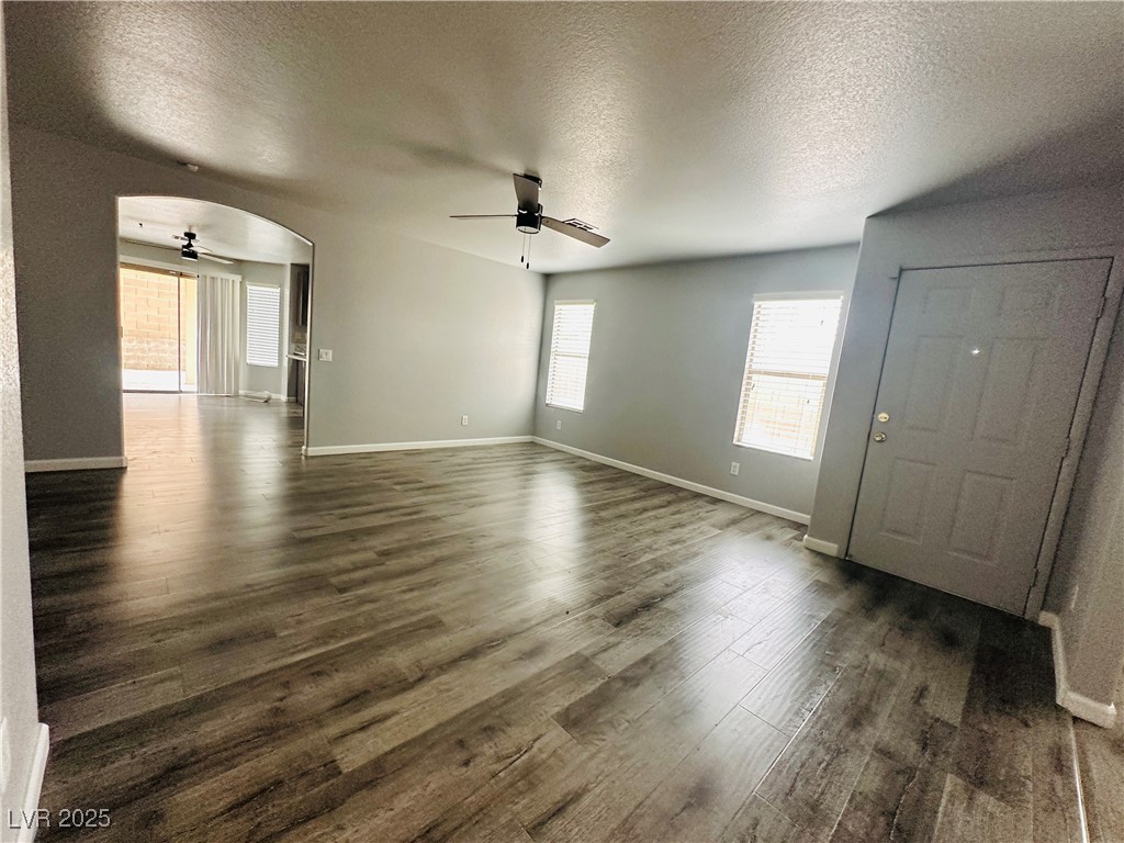 10911 Vallerosa Street Property Photo 11